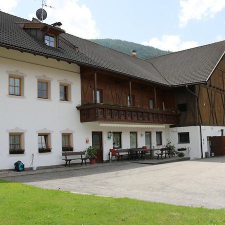 Lindnerhof Urlaub Am Bauernhof Hotel San Lorenzo di Sebato Exterior photo